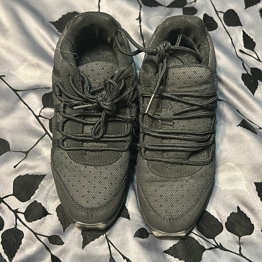 Capezio hip hop shoes size 5